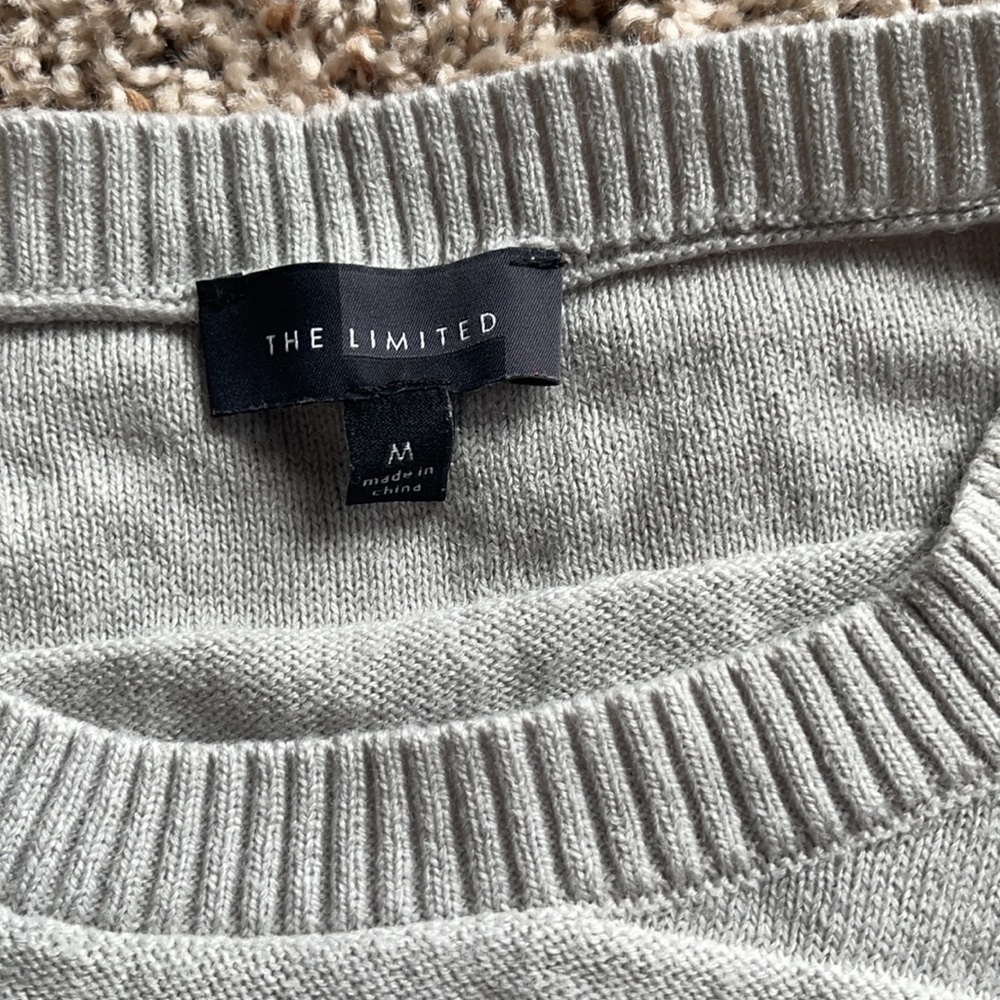 Lightweight long sweater - Picture 2 of 2